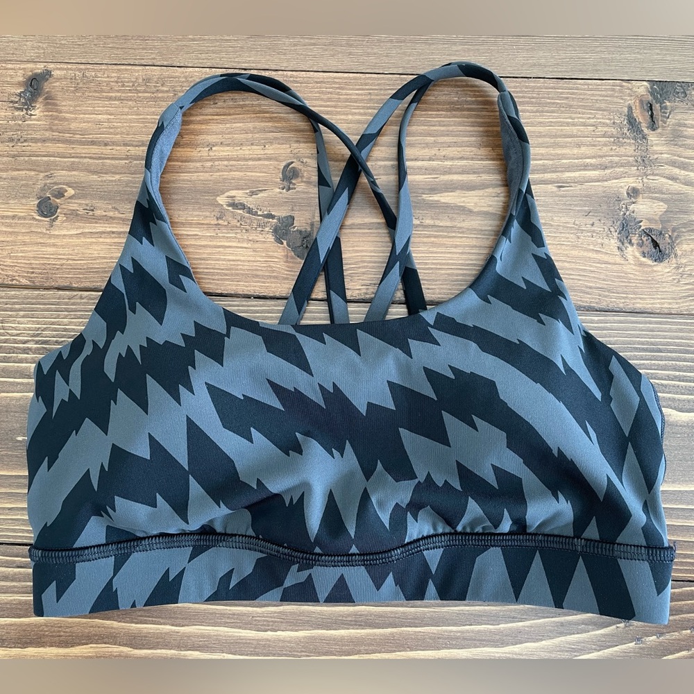 Lululemon • Energy Sports Bra • Size 6
